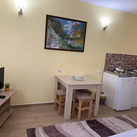 Garsonjera Dunja * Novi Sad