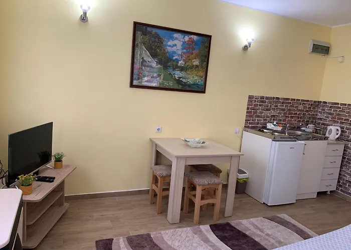 Garsonjera Dunja * Novi Sad